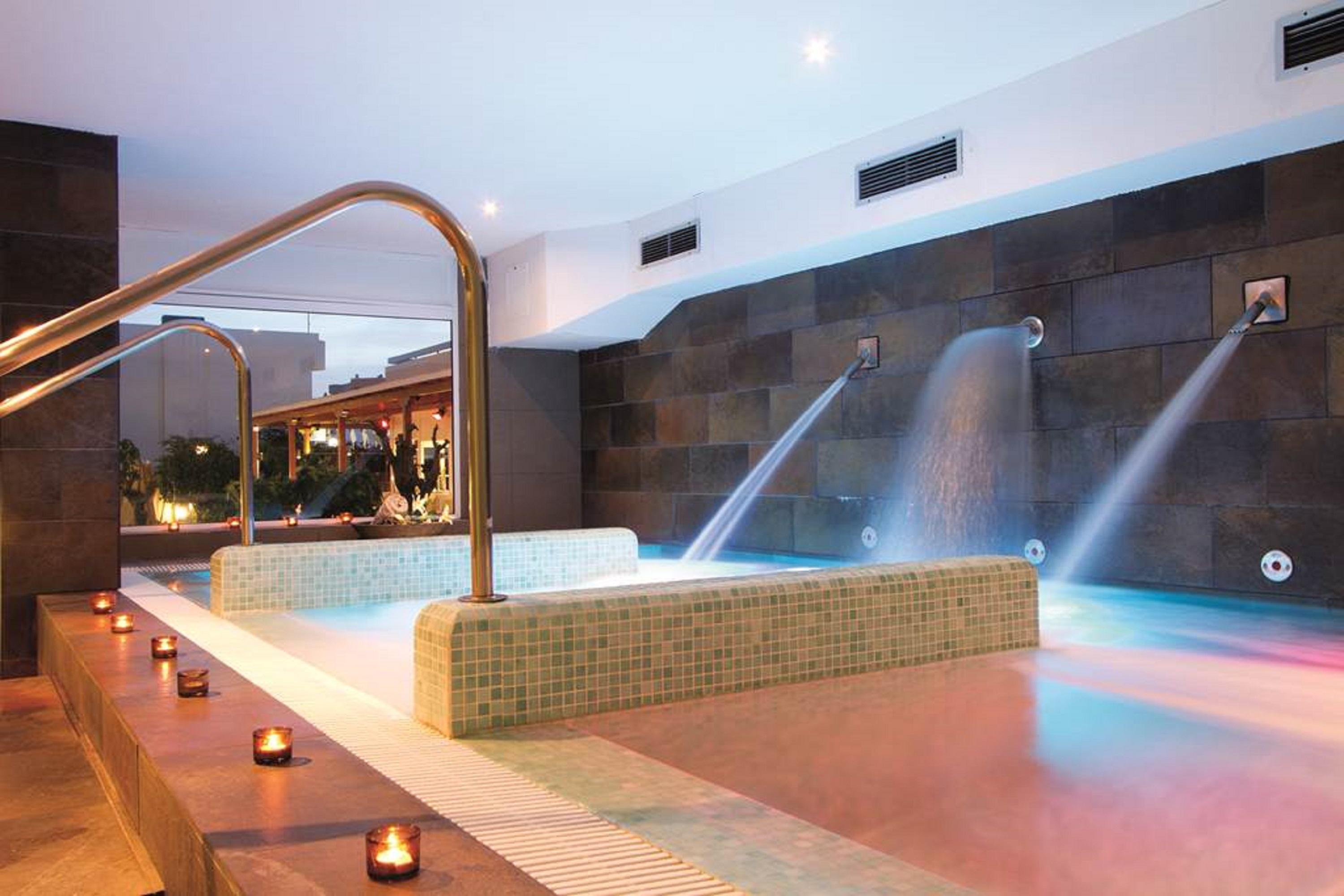 Coral Suites & Spa - Adults Only 플라야데라스아메리카스 외부 사진